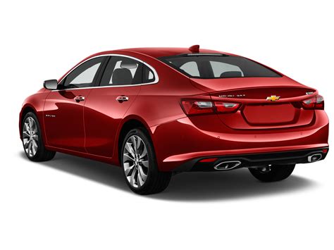 New Chevrolet Malibu 2023 2.0L Turbo Premier Photos, Prices And Specs ...