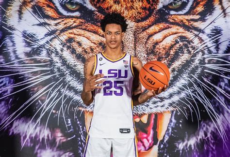 Shareef O'Neal takes official visit to LSU this weekend - Inside The Tigers