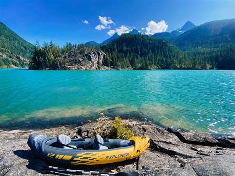 Diablo Lake in the North Cascades National Park : Kayaking