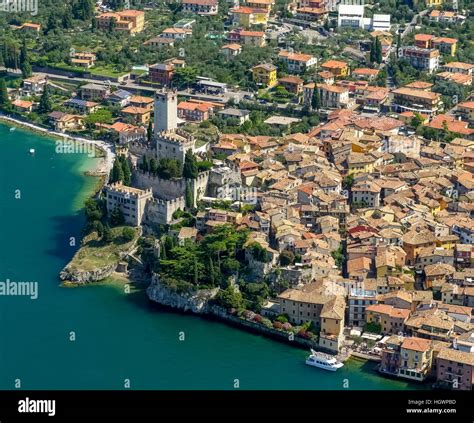 Malcesine Castle, Malcesine, Lake Garda, Veneto, Italy Stock Photo - Alamy