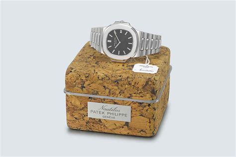 History of the Patek Philippe Nautilus, Part 1 - The Birth of an Icon ...