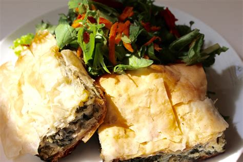 Recipe: Kale and Swiss Chard Cheese Pie | iEatGreen