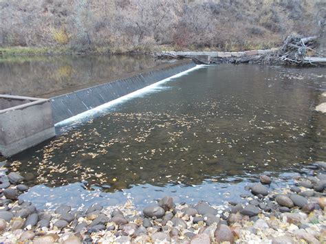 Engineers work to reduce drowning deaths at low-head dams | Civil ...