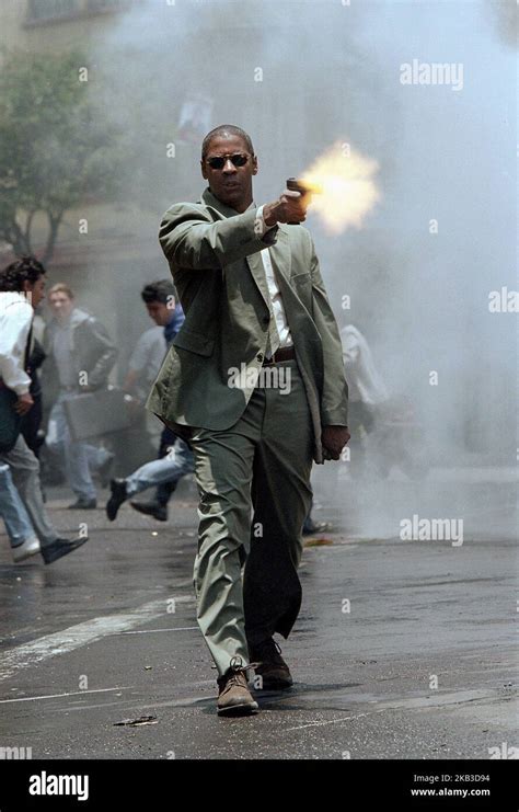 MAN ON FIRE, DENZEL WASHINGTON, 2004 Stock Photo - Alamy