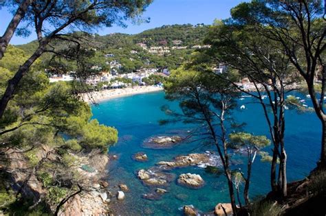 Day Trip from Girona to Calella de Palafrugell & Llfranc Beach