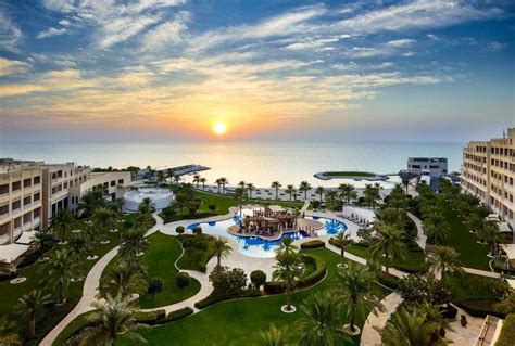 22 Best Resorts In Bahrain (2024)| Latest Deals, Photos