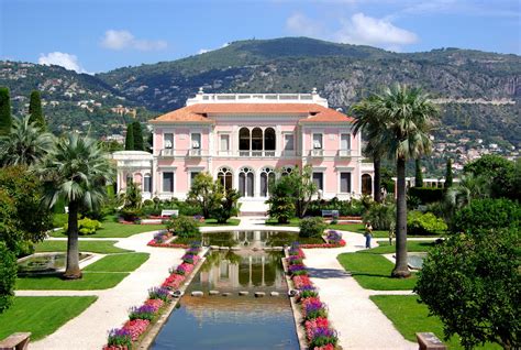 loveisspeed.......: Villa Ephrussi de Rothschild is a French seaside palazzo constructed between ...