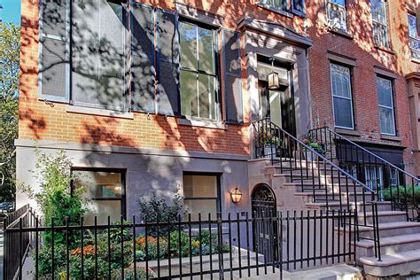 Traditional Brownstone In Brooklyn Heights With Contemporary Interiors | iDesignArch | Interior ...