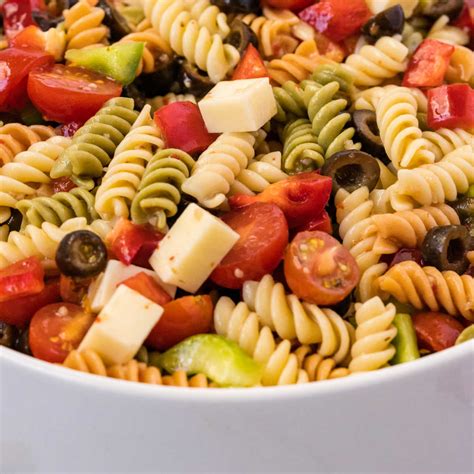 Easy Pasta Salad with Italian Dressing • Food Folks and Fun