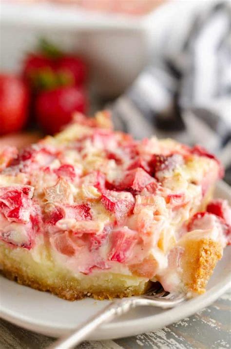 Strawberry Rhubarb Custard Dessert