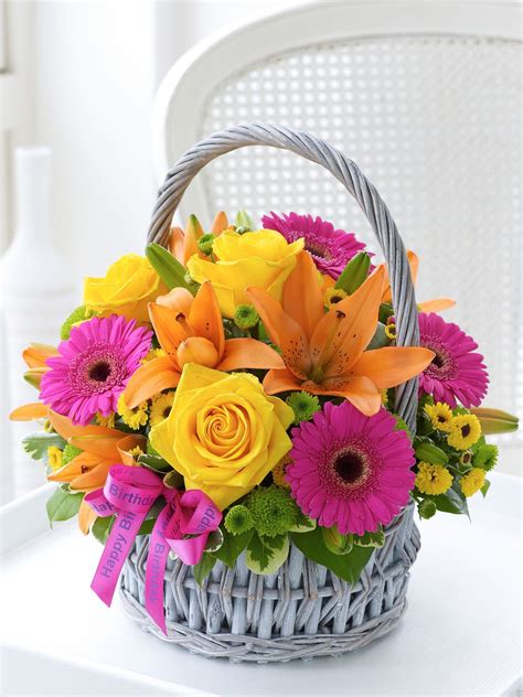 Birthday Flowers.. | Birthday flowers arrangements, Happy birthday ...