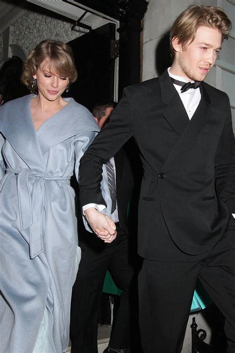 What Happened To Taylor Swift, Joe Alwyn's Summer Wedding?