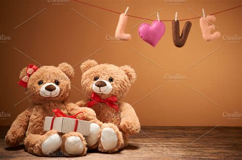 Teddy Bears couple. Love heart ~ Arts & Entertainment Photos ~ Creative ...