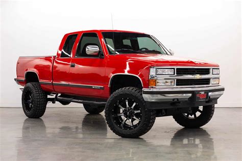 Old School Chevy Lifted Chevy Trucks Pickup Trucks