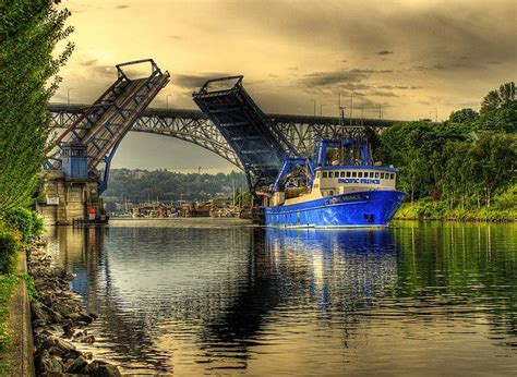 Fremont Bridge, Seattle, Washington., Remember the traffic stopped ...