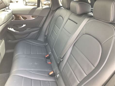 Pre-Owned 2019 Mercedes-Benz GLC300 4MATIC / Back up Camera / Heated Leather Seats Sport Utility ...