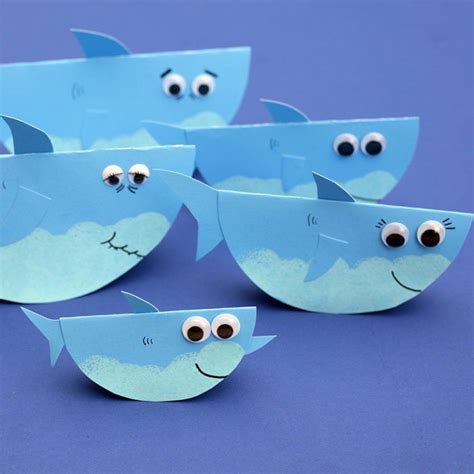 Rocking Paper Shark Family - Super Simple | Crafts for kids, Preschool ...