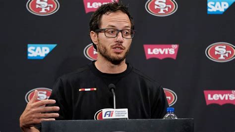 Miami Dolphins hire San Francisco 49ers offensive coordinator Mike ...