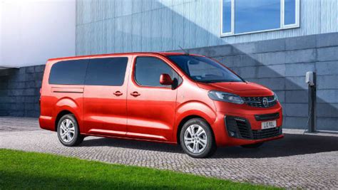 2023 Vauxhall Vivaro-E Life