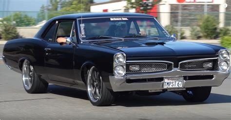 Video: 1967 Pontiac Tempest Is A Sinister Marriage Of Old School And ...