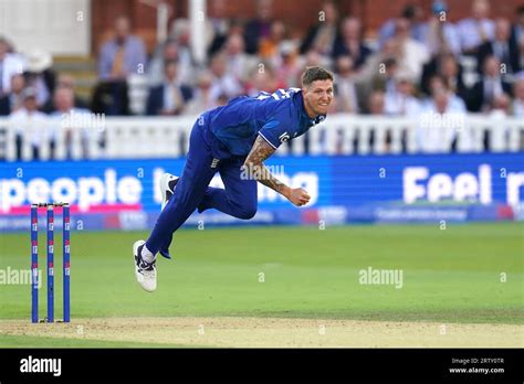 Brydon carse bowling hi-res stock photography and images - Alamy