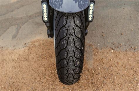 Best of Both Worlds - Dunlop Mutant Tyre Review | Return of the Cafe Racers