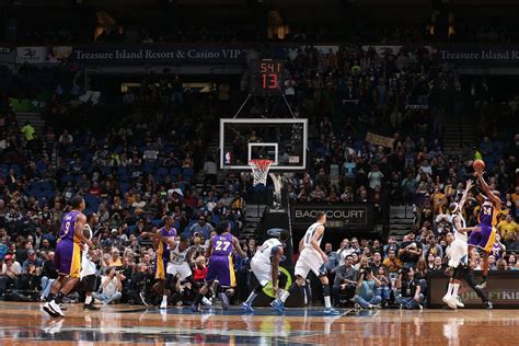 Photos: Lakers vs. Timberwolves (12/14/14) Photo Gallery | NBA.com