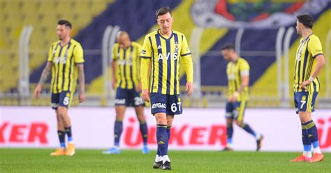 Mesut Ozil Fenerbahce - Planet Football