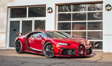 Red Carbon Bugatti Chiron Pur Sport delivered in the US - The Supercar Blog