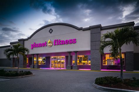 Planet Fitness | What Gym Is the Best? | POPSUGAR Fitness Photo 2