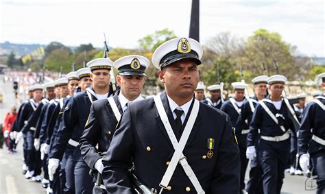 Brazilian Navy 200th Anniversary Celebrated – SeaWaves Magazine