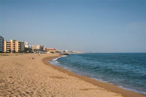 Free Deserted beach in the resort village of Santa Susanna. Barcelona ...