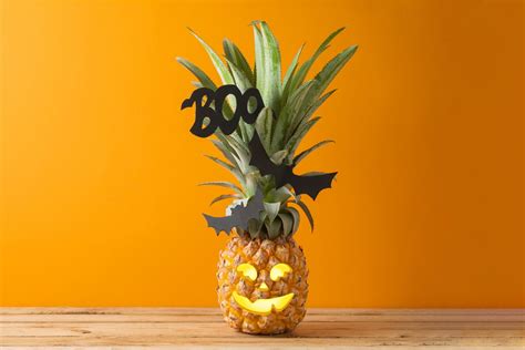 Pineapple Carving Halloween