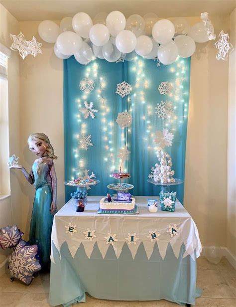 Frozen (Disney) Birthday Party Ideas | Photo 2 of 24 | Elsa birthday party, Disney birthday ...