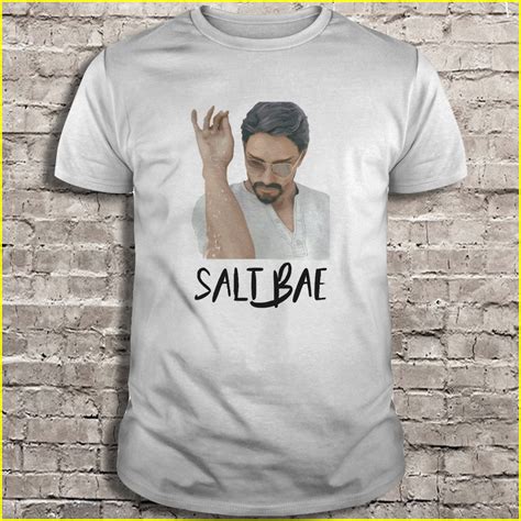 Salt Bae Sprinkling Salt Nusret Gokce T Shirts, Hoodies, Sweatshirts & Merch | TeeHerivar