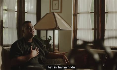 Lirik dan Chord Hanya Rindu - Andmesh Kamaleng, Lengkap dengan Maknanya - Parboaboa