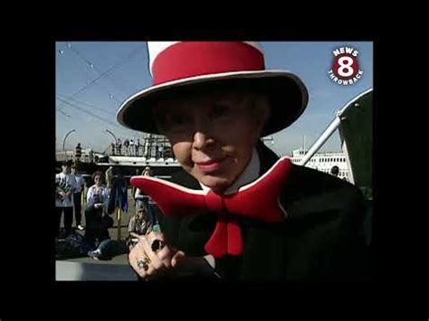 Holiday Bowl Parade in San Diego 1994 - YouTube