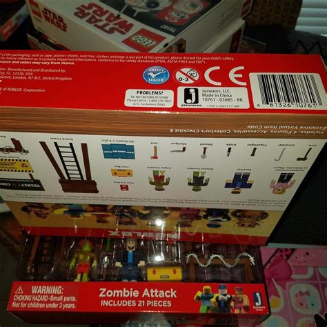 ROBLOX Zombie Attack 21 Piece Playset Toy W/ Exclusive Item Code ...