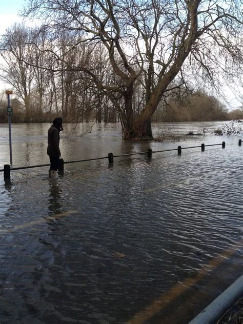 In pictures: River Thames flooding - Surrey Live