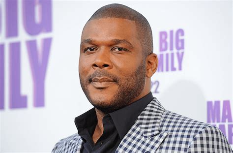 Tyler Perry Net Worth, Age, Height, Weight, Spouse, Hot Assets