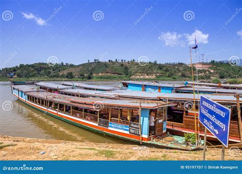 Wooden Boat Design on Mekong River Editorial Photography - Image of port, ecology: 95197707