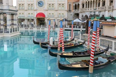 The Venetian Gondola Ride in Las Vegas - What You Need to Know