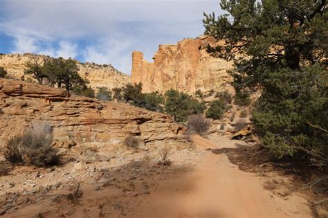 gjhikes.com: Eagle Canyon Arch