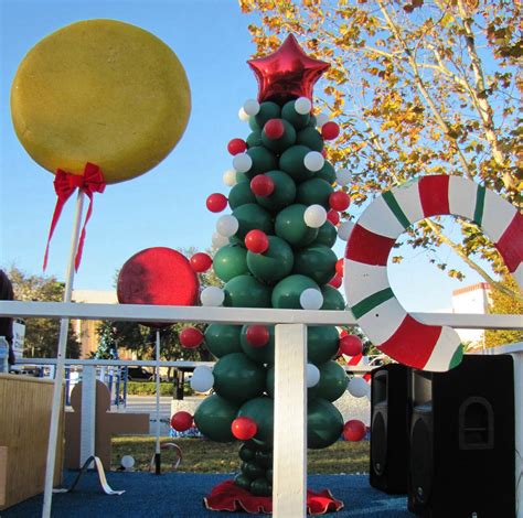 Ideas for Christmas floats | Christmas float ideas, Christmas parade ...