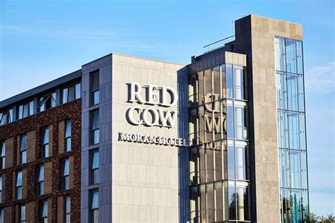 RED COW MORAN HOTEL: 2022 Prices & Reviews (County Dublin/Clondalkin ...