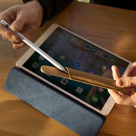 This smart, detachable Apple Pencil holder snaps to most iPad Pro cases