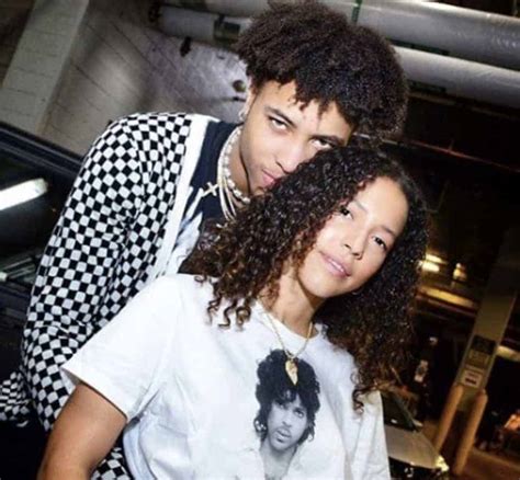 Kelly Oubre Claims Ex-GF Tried To Extort Him For $3 Million - Side Action