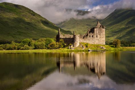 Loch Ness & the Scottish Highlands: 2 Day Tour from Edinburgh