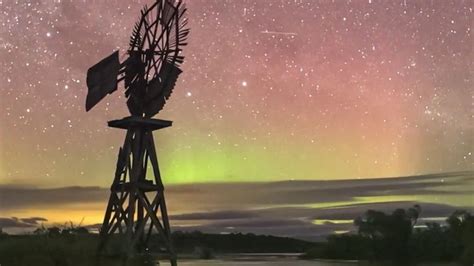 Video Photographer captures timelapse of Aurora Australis - ABC News