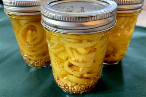 How To Can Banana Pepper Rings To Make Pickled Banana Peppers | Recipe | Stuffed banana peppers ...